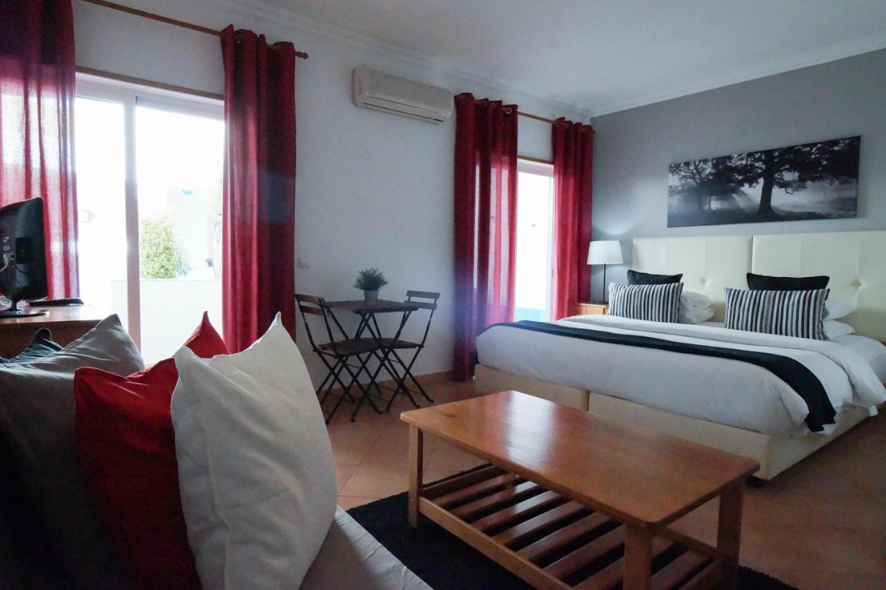 Oasis Beach Apartments Luz Extérieur photo