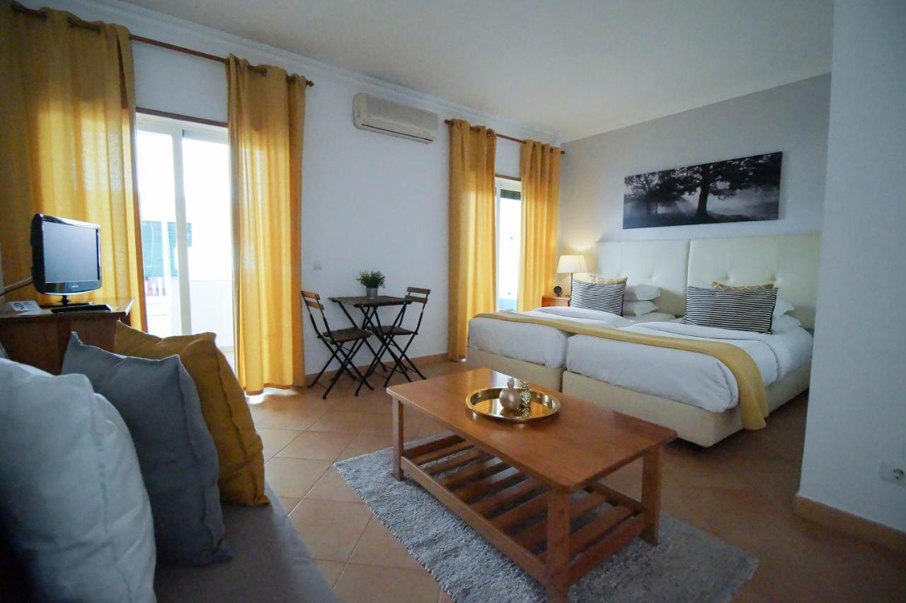 Oasis Beach Apartments Luz Extérieur photo