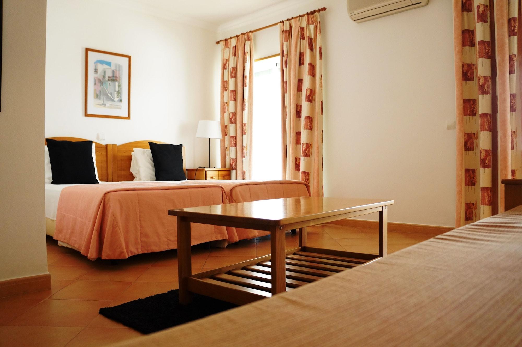 Oasis Beach Apartments Luz Extérieur photo