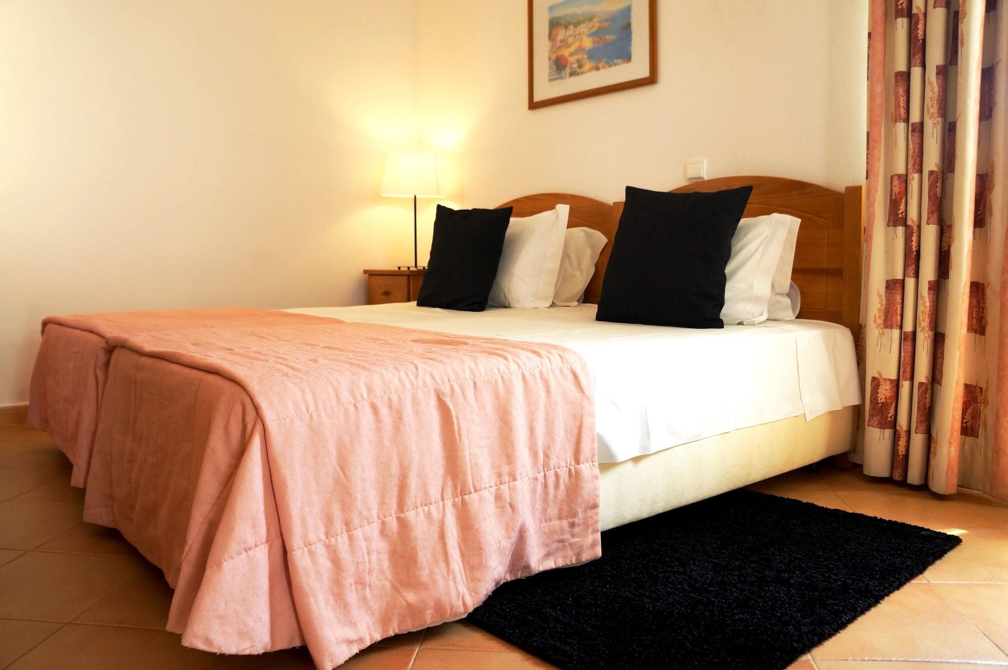 Oasis Beach Apartments Luz Extérieur photo