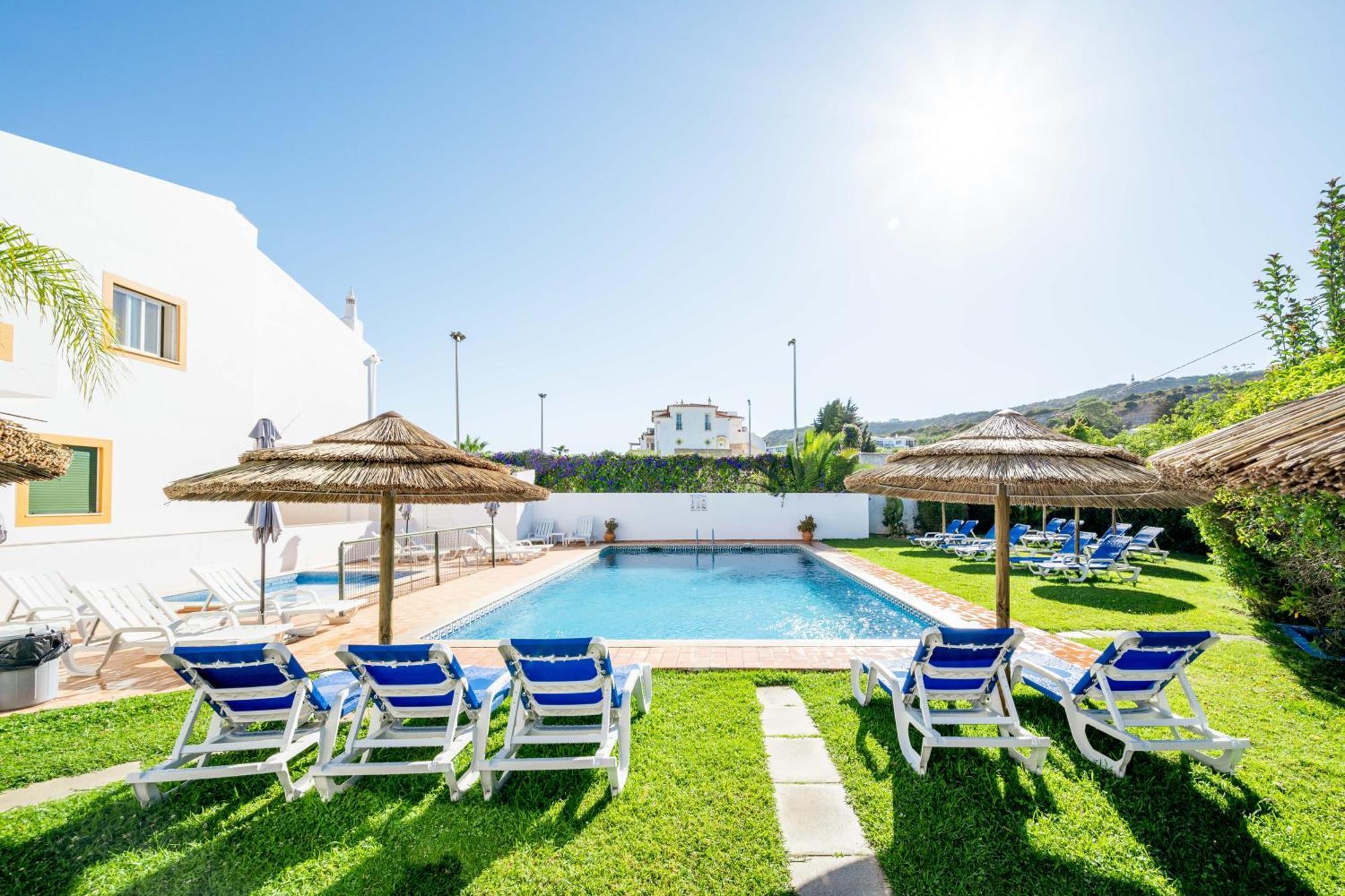 Oasis Beach Apartments Luz Extérieur photo