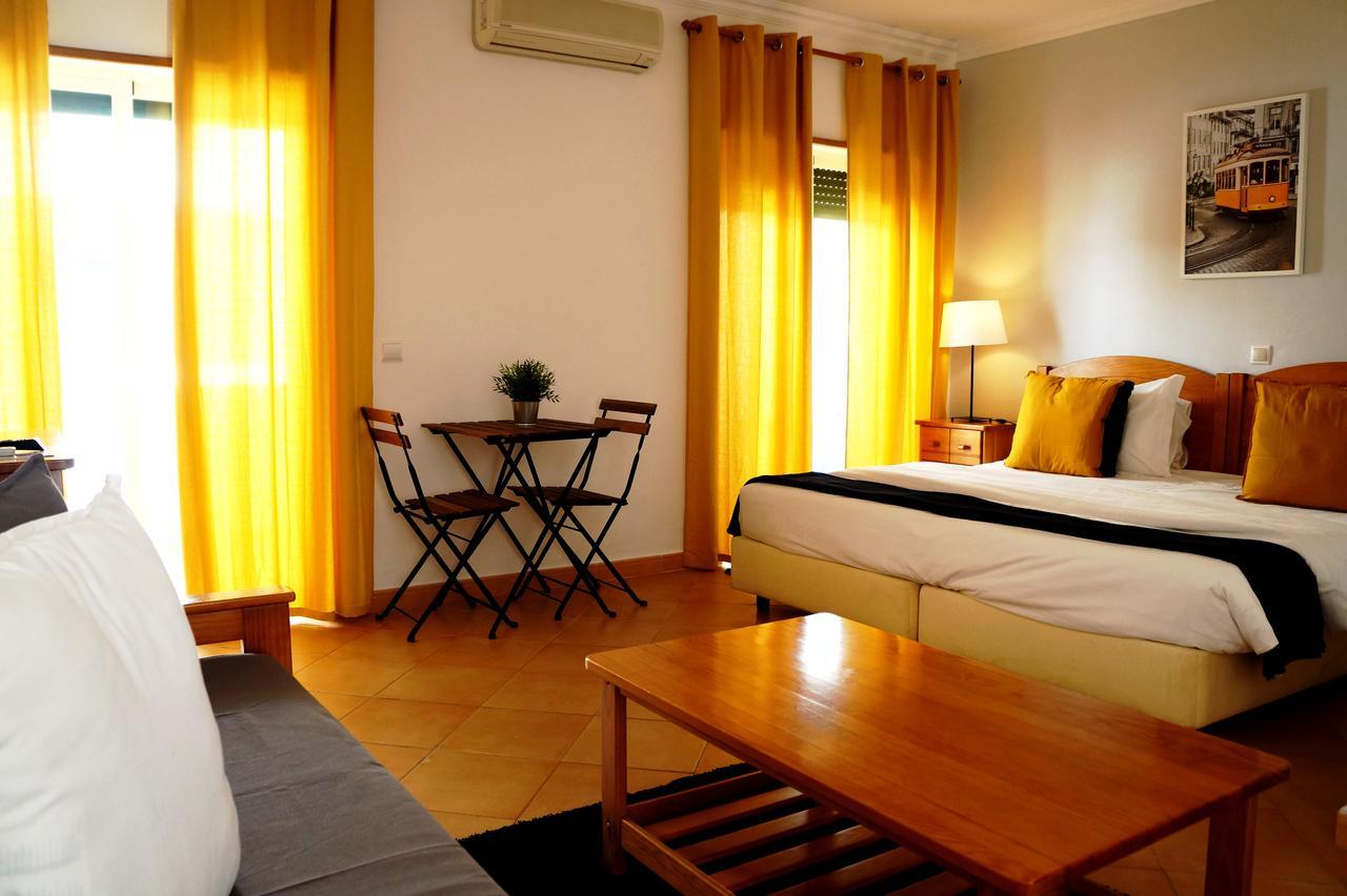 Oasis Beach Apartments Luz Extérieur photo